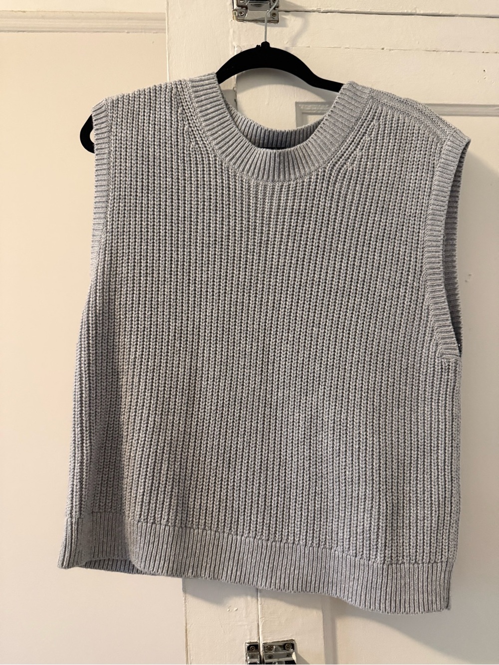 Abercrombie Sleeveless Knit Sweater Vest - Light Gray